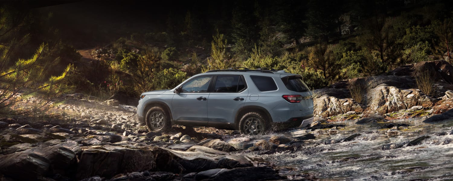 2025 Honda Pilot TrailSport's Rugged SUV Adventure